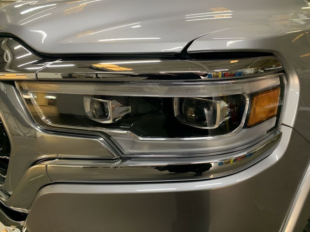 Used 2024 RAM 1500 Limited image 31