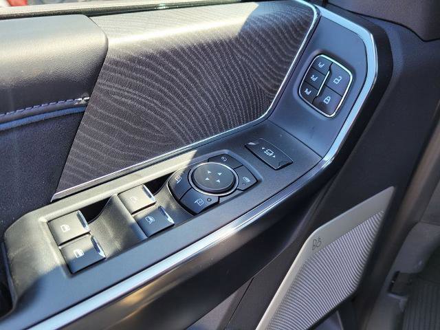 New 2025 Ford F350 Platinum w/ Tremor Off-Road Package image 13