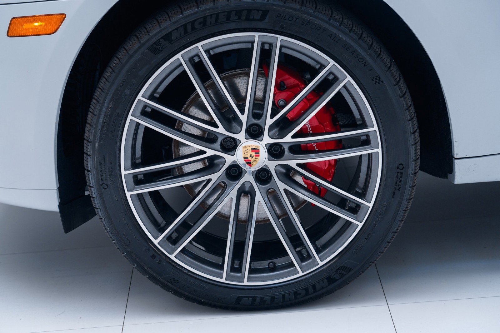 New 2026 Porsche Macan S image 12