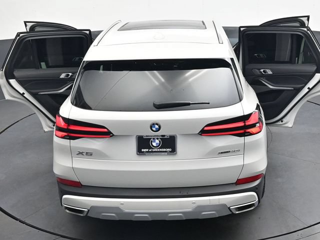 Certified 2026 BMW X5 xDrive40i w/ Premium Package AWD/4WD image 47