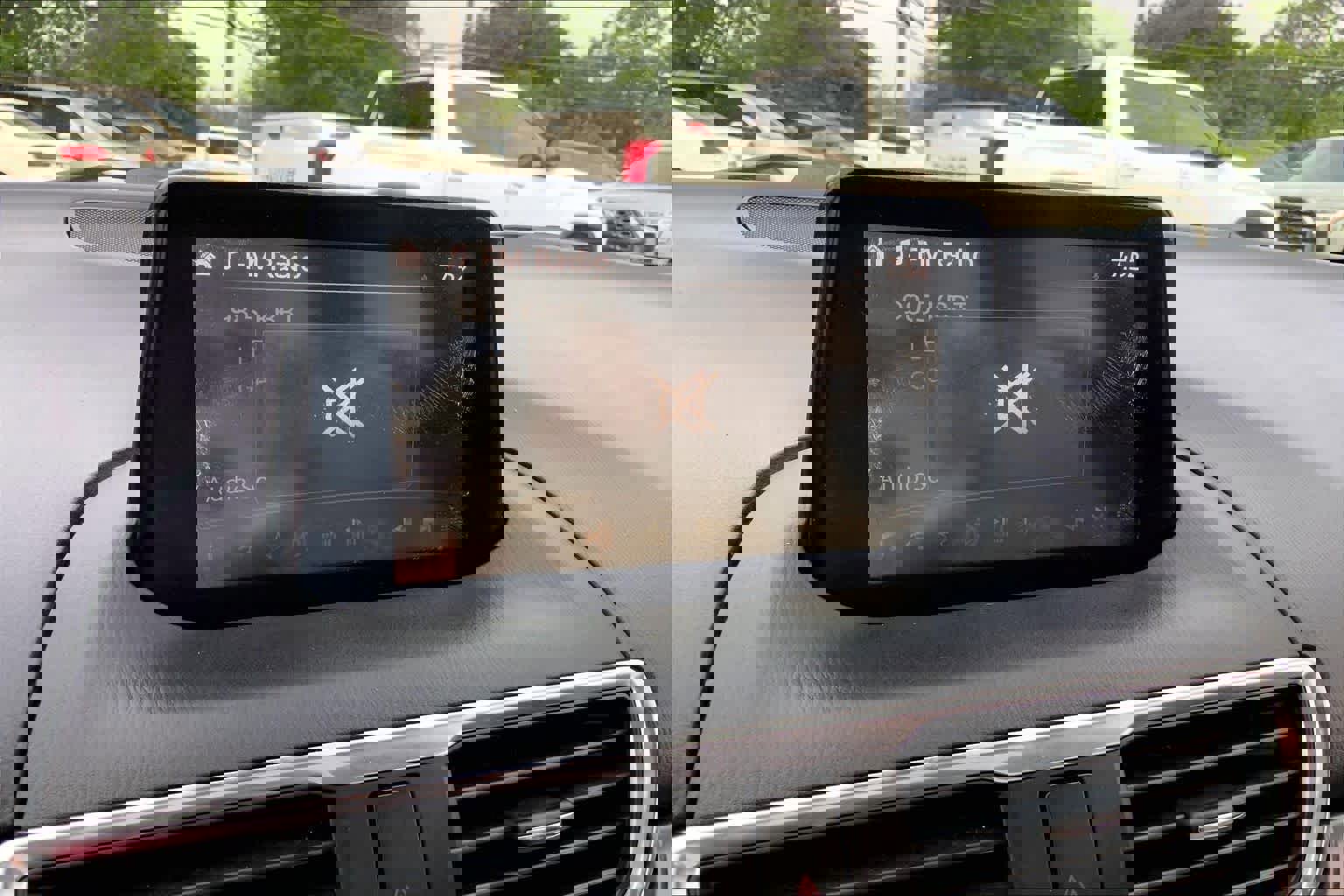 Used 2018 MAZDA MAZDA3 Grand Touring w/ Premium Equipment Package FWD image 32