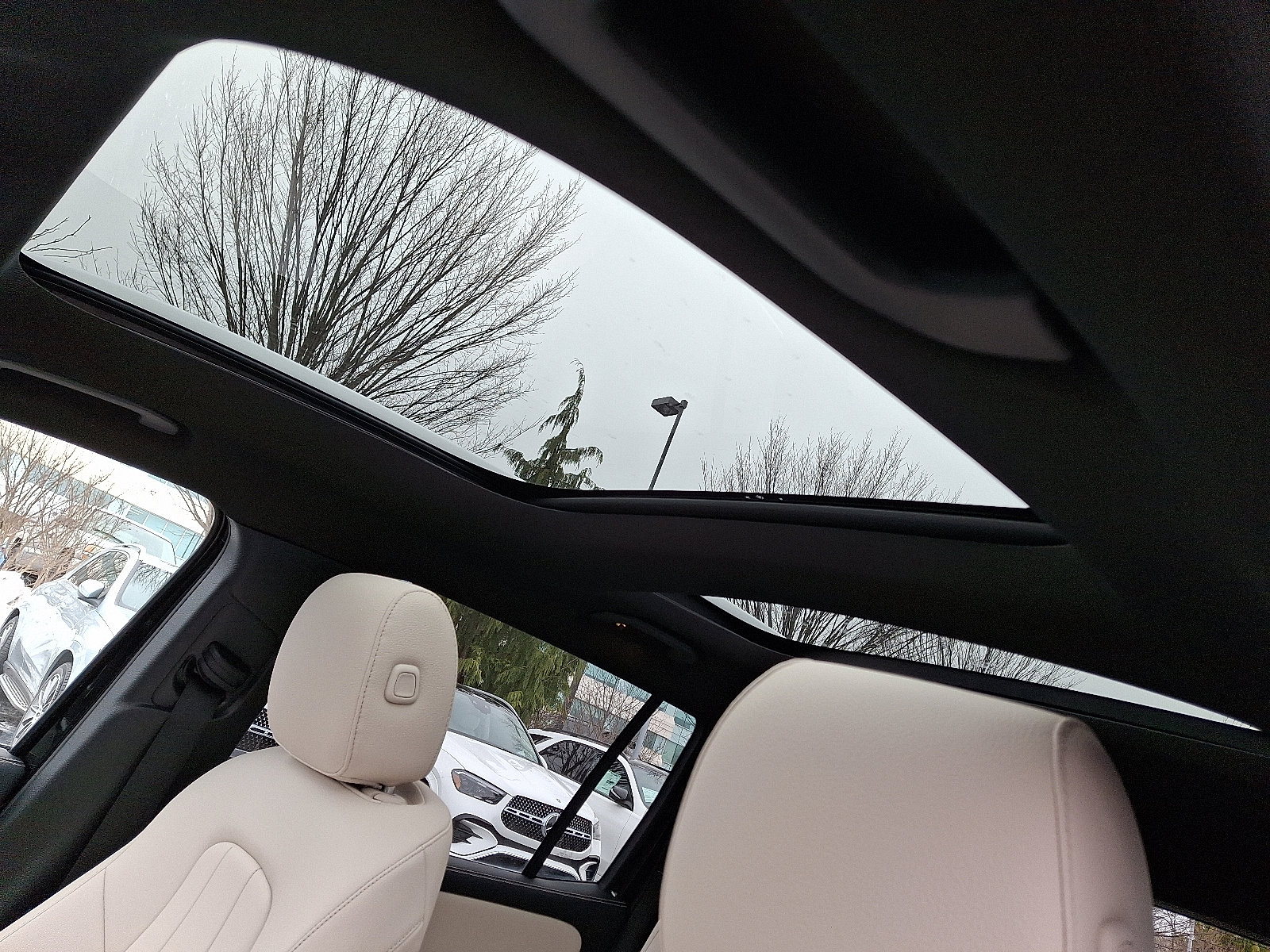 Certified 2023 Mercedes-Benz GLB 250 4MATIC image 14