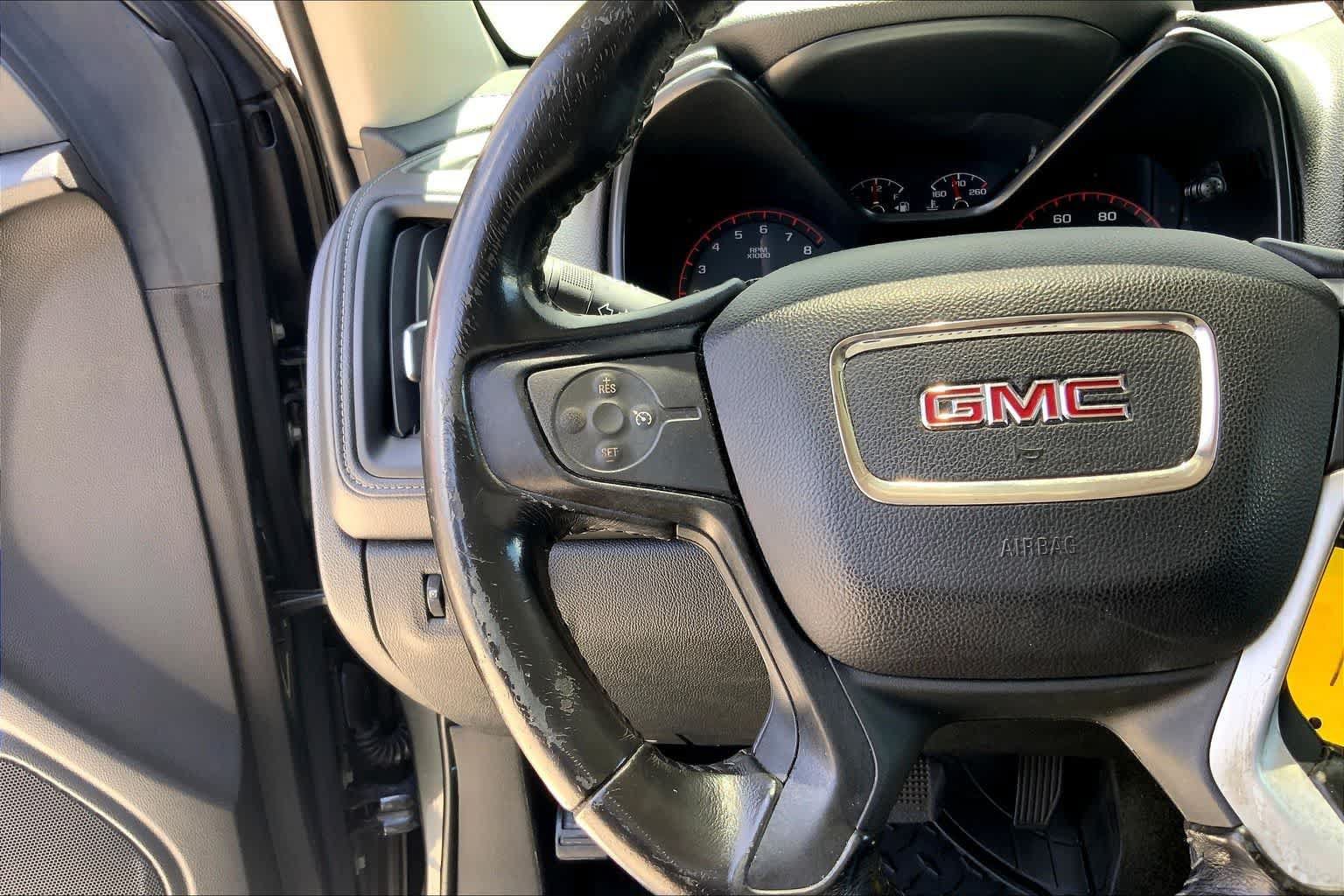 Used 2016 GMC Canyon SLE RWD image 24