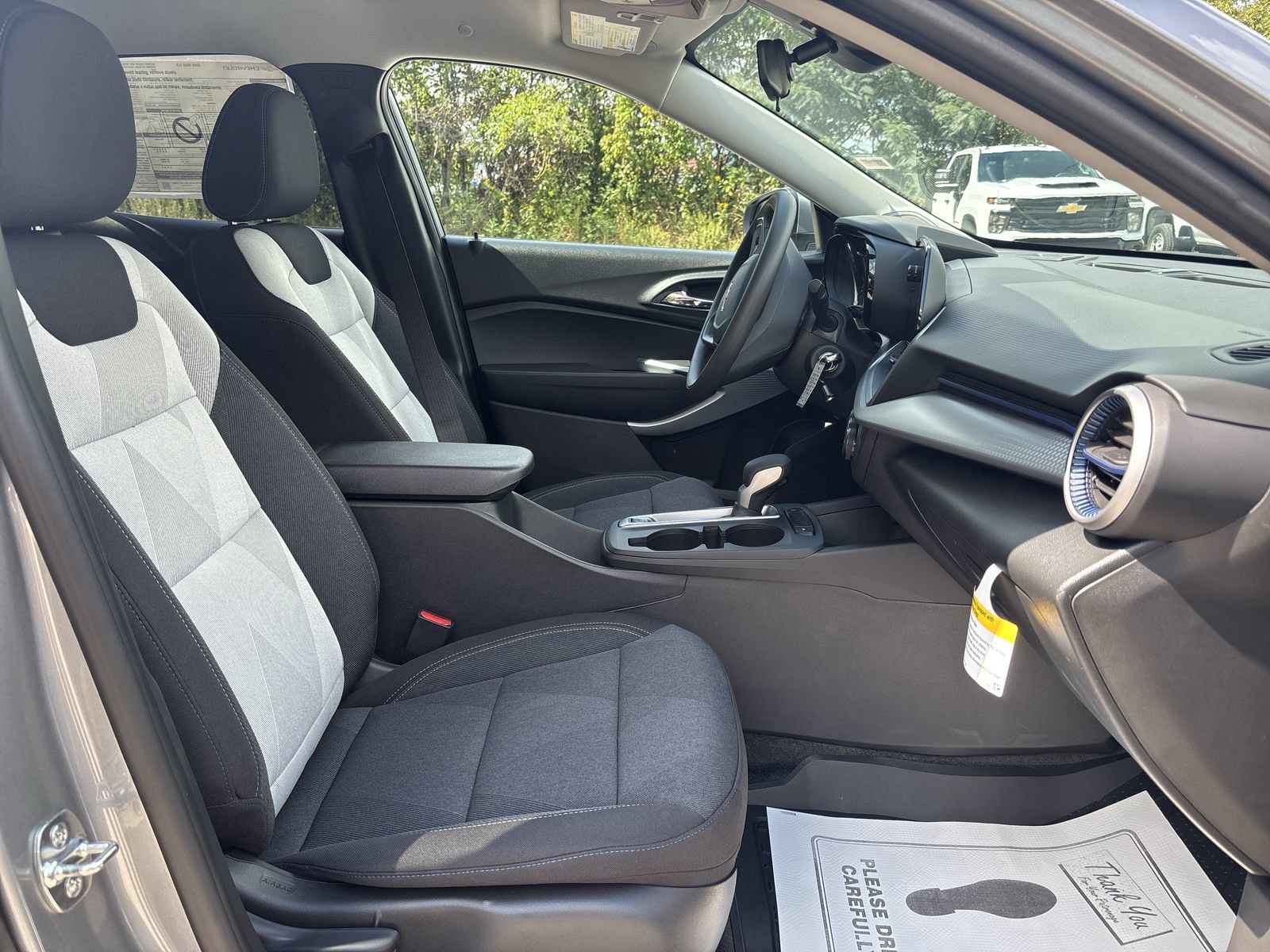 New 2026 Chevrolet Trax LS w/ LS Convenience Package FWD image 26