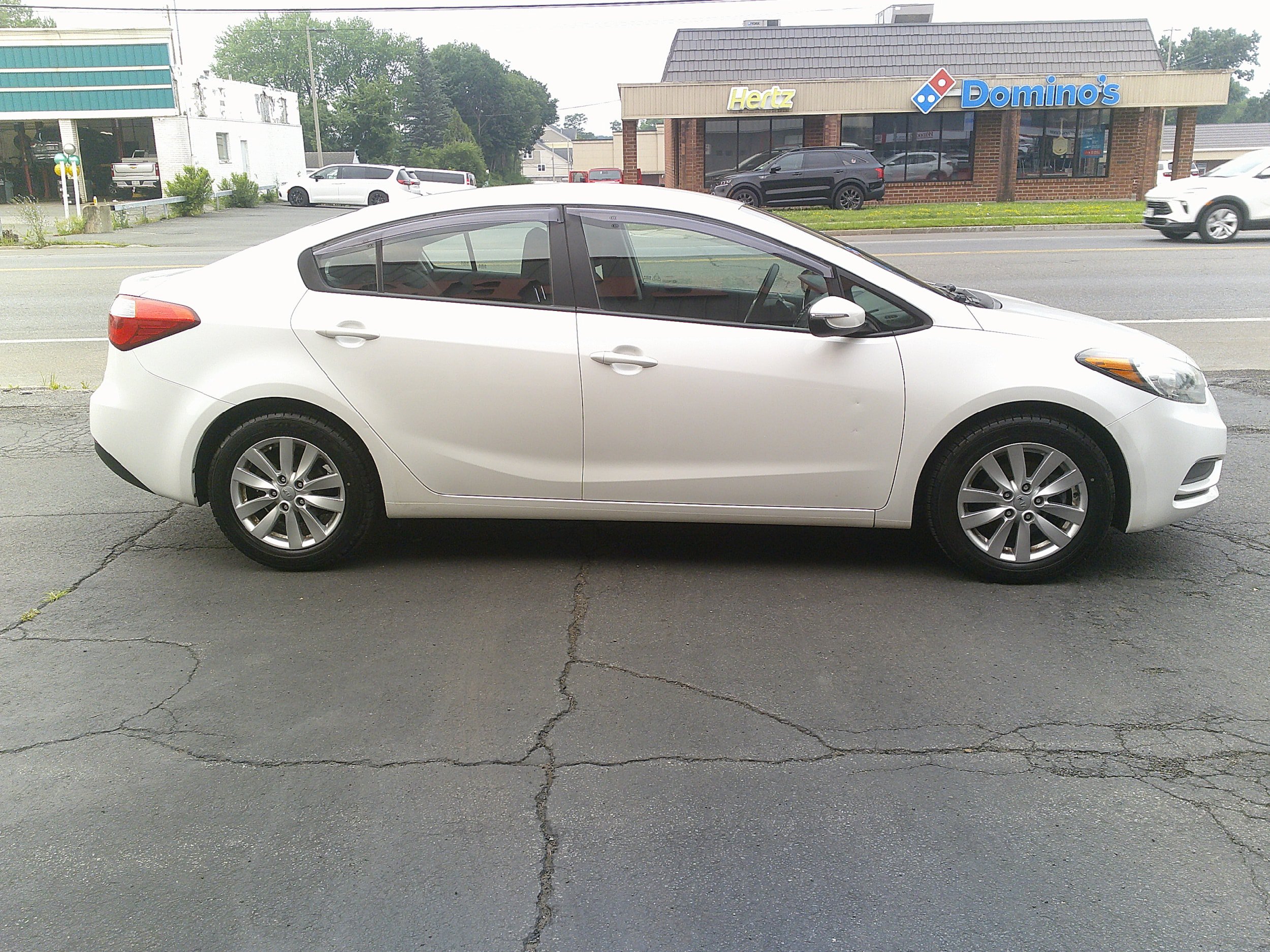 Used 2014 Kia Forte LX w/ Popular Package FWD image 7