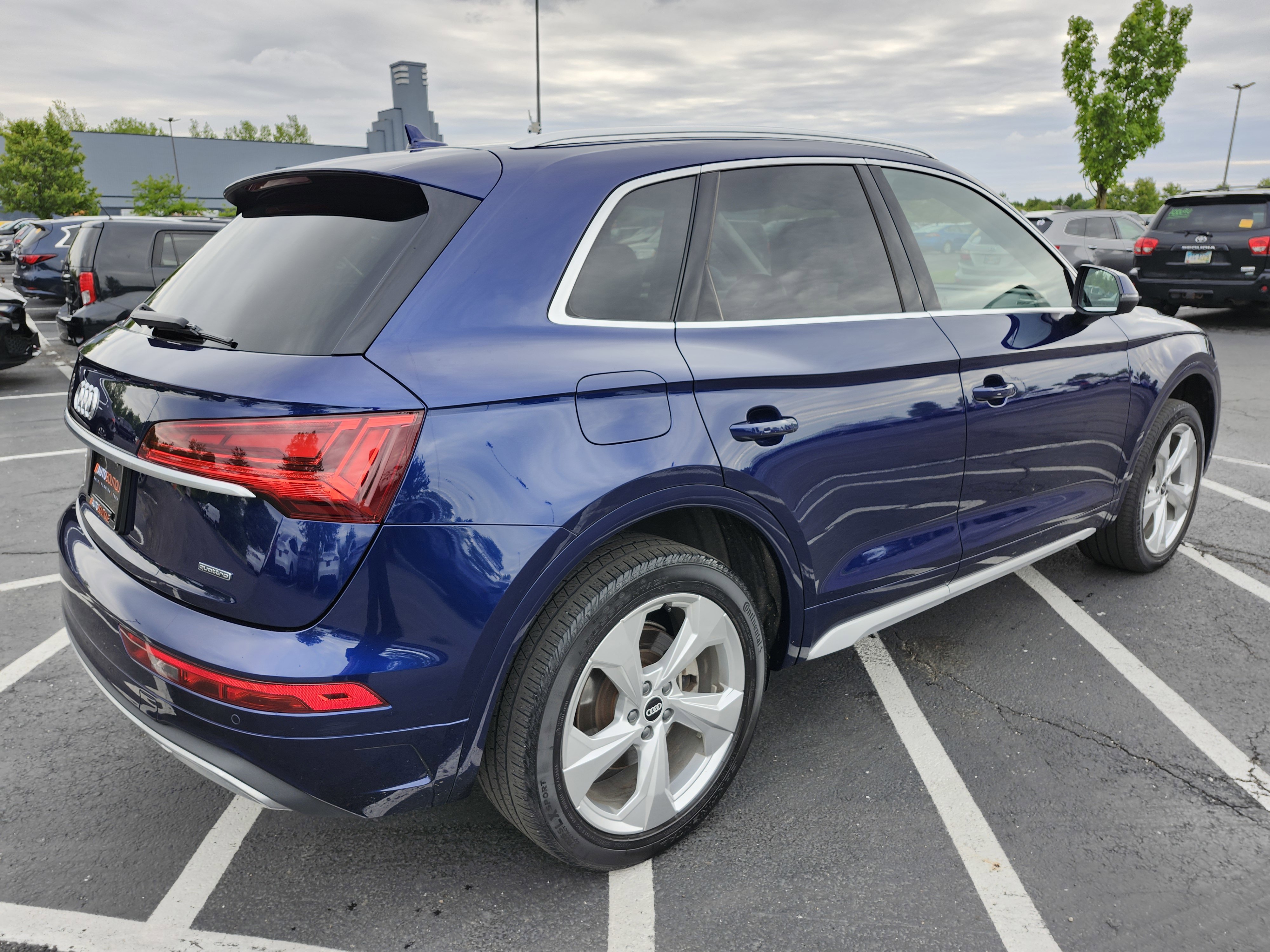 Used 2021 Audi Q5 2.0T Premium Plus w/ Premium Plus Package AWD/4WD image 21
