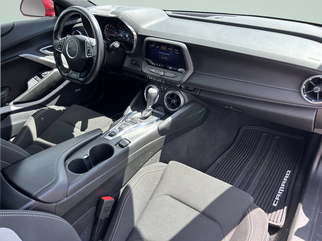 Used 2024 Chevrolet Camaro LT w/ Technology Package RWD image 16