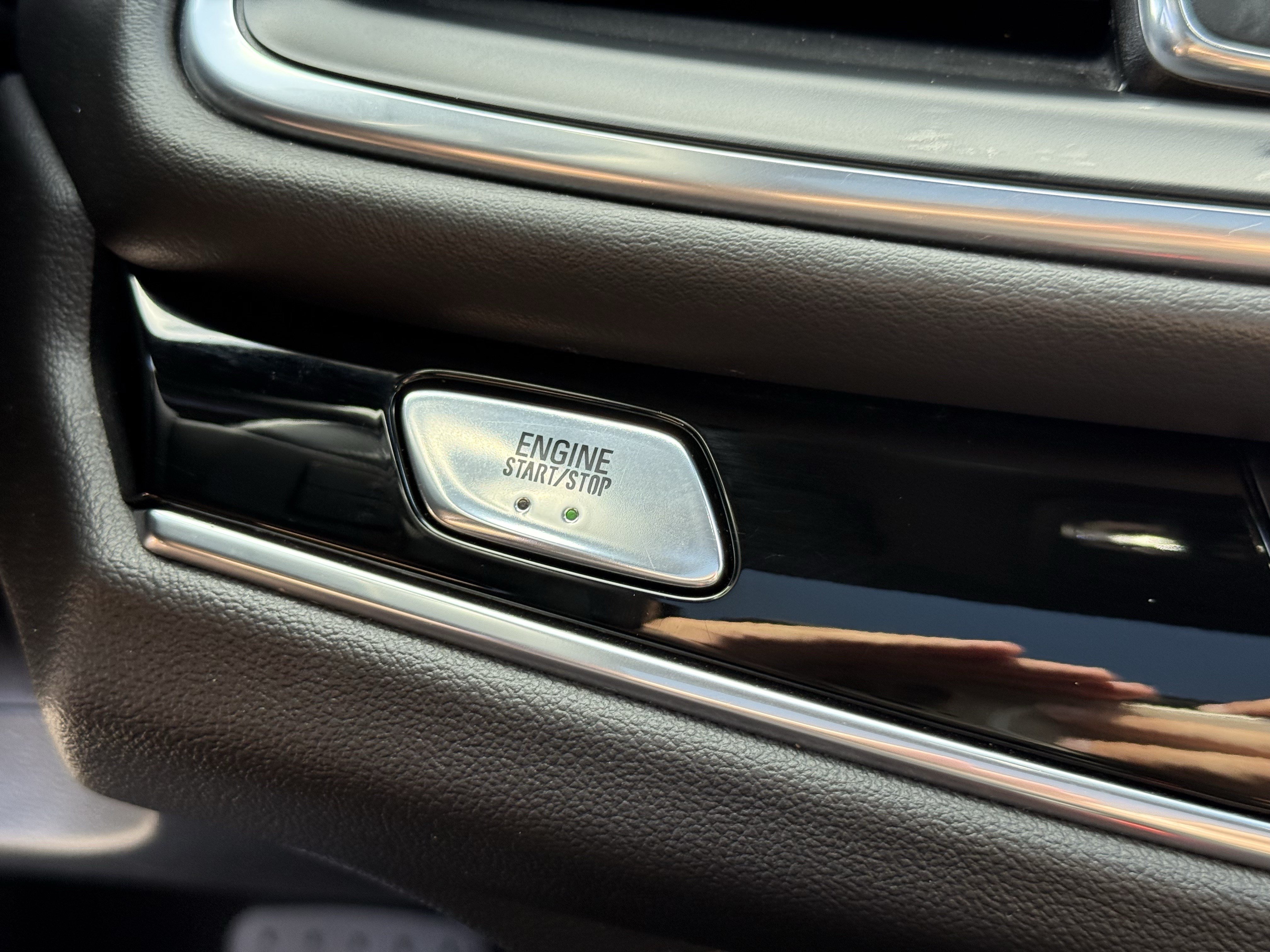 Used 2023 Buick Enclave Avenir w/ Avenir Technology Package FWD image 23