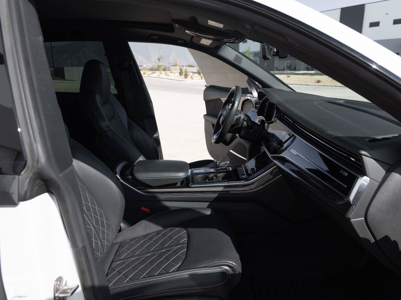 Used 2023 Audi SQ8 Premium Plus AWD/4WD image 35