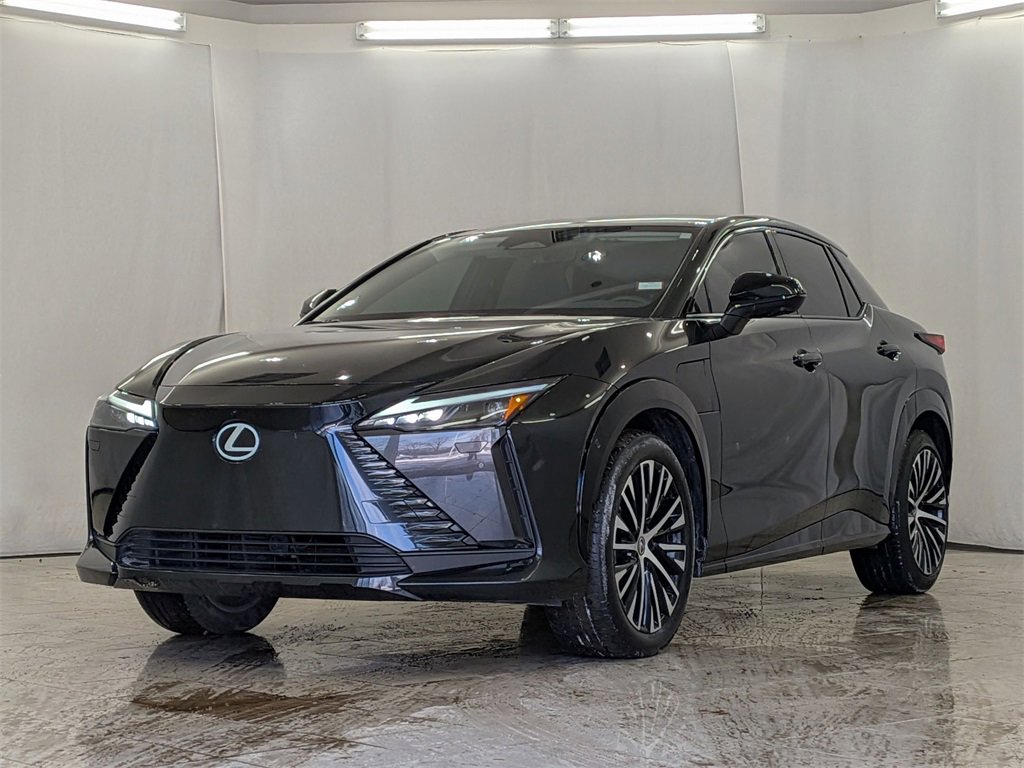 Used 2023 Lexus RZ 450e Premium image 4