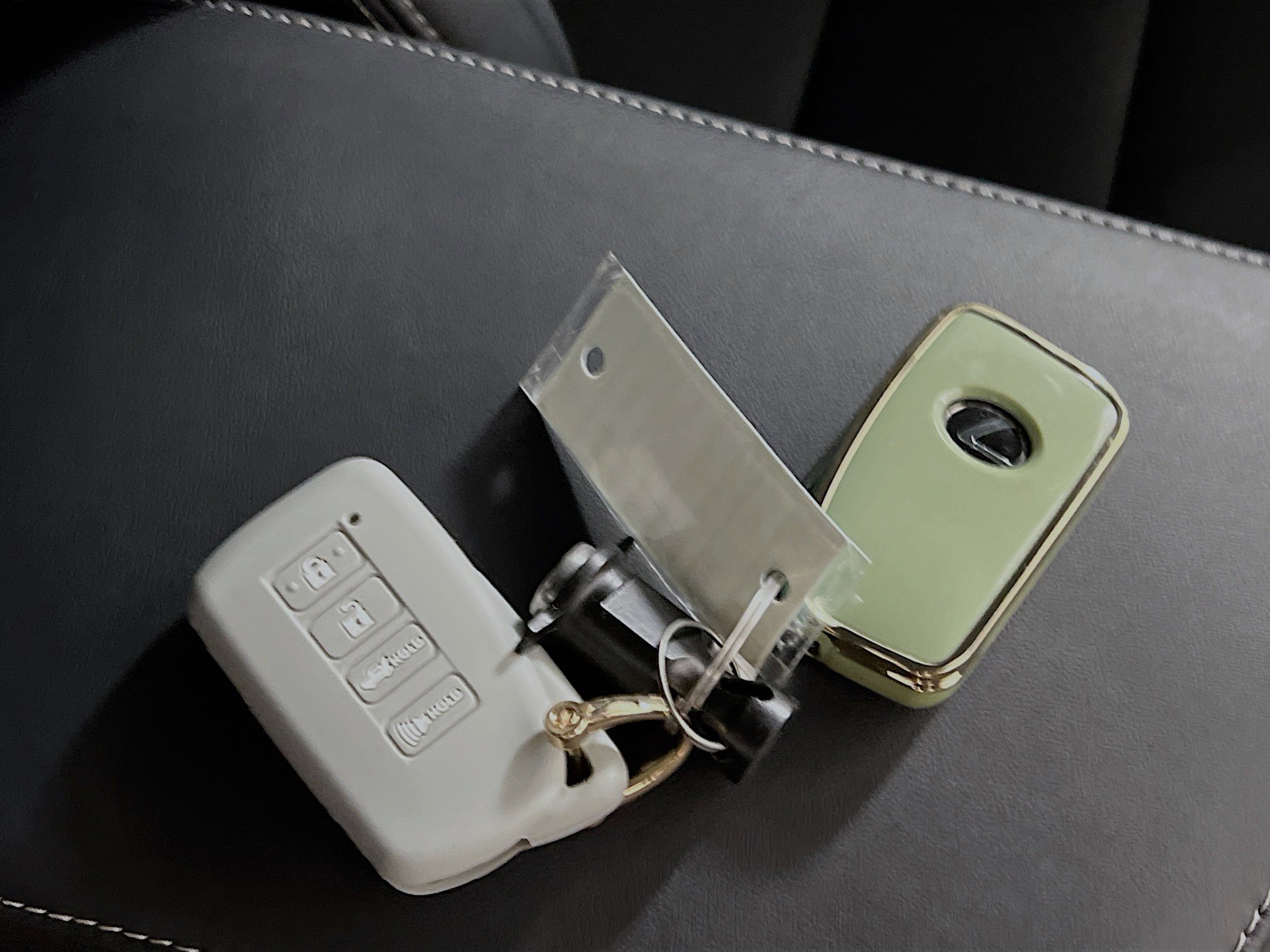 Used 2023 Lexus IS 300 w/ Premium Package image 36