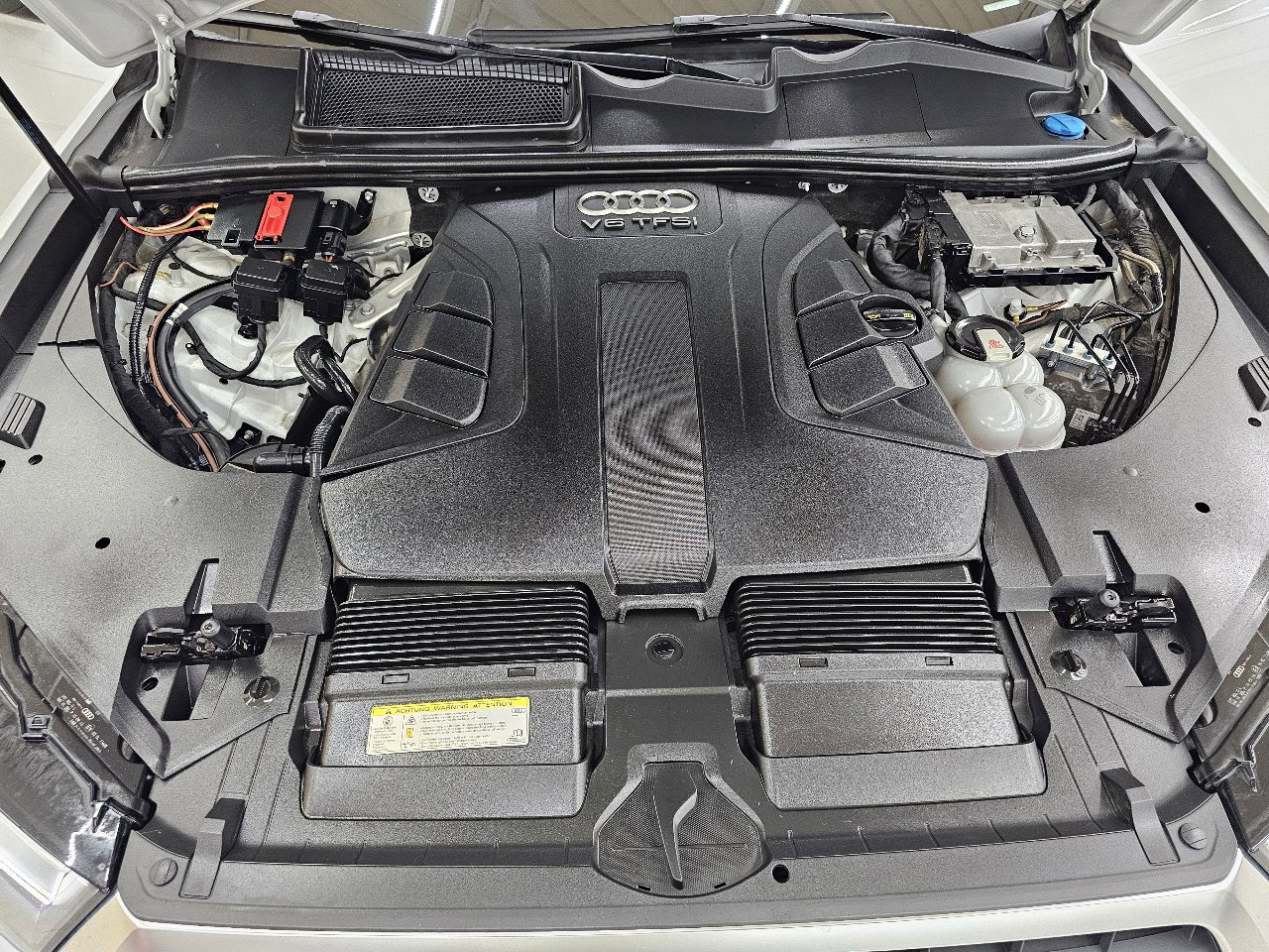 Used 2018 Audi Q7 3.0T Prestige w/ Prestige Package image 46