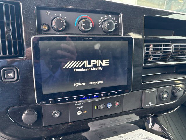 Used 2023 Chevrolet Express 2500 RWD image 28