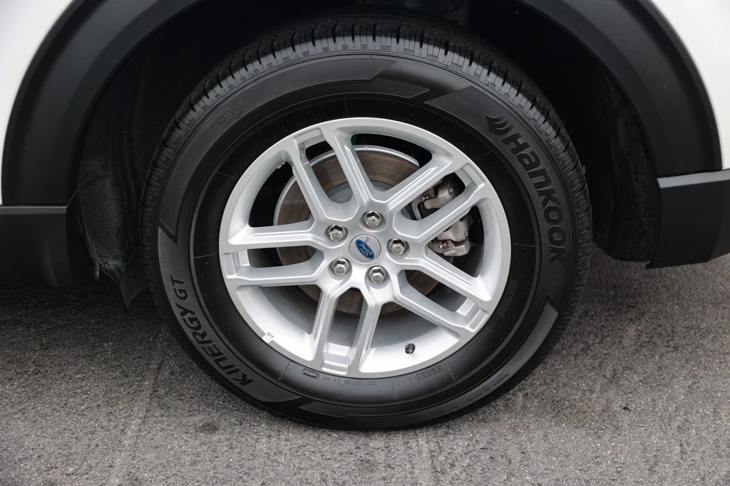 Used 2025 Ford Explorer Active w/ Active Comfort Package RWD image 10
