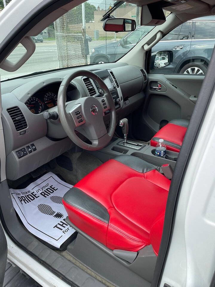 Used 2016 Nissan Frontier SV image 30