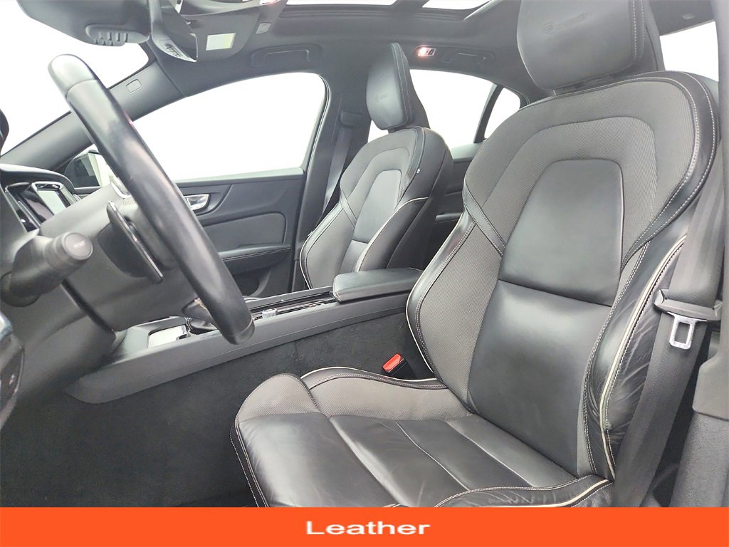 Used 2019 Volvo S60 T6 R-Design image 11