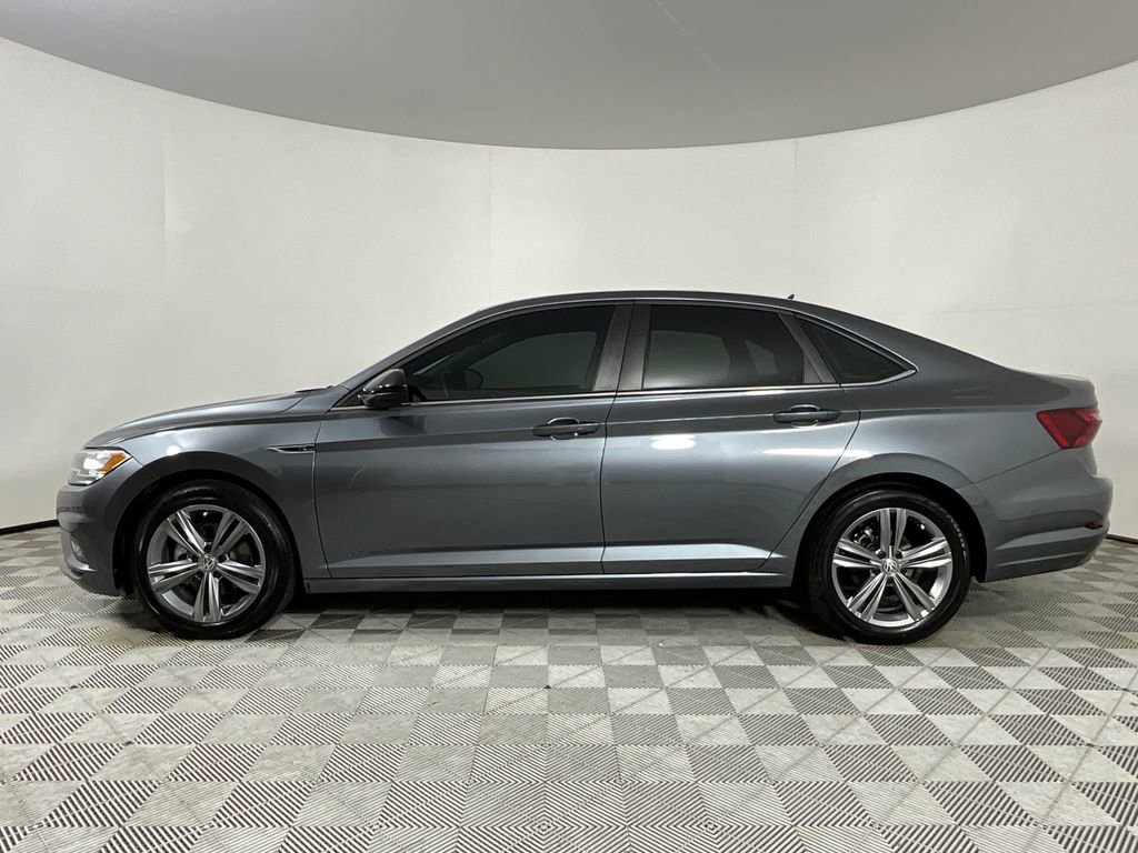 Used 2021 Volkswagen Jetta R-Line image 2