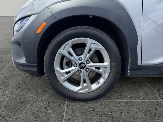 Used 2023 Hyundai Kona SEL AWD/4WD image 14