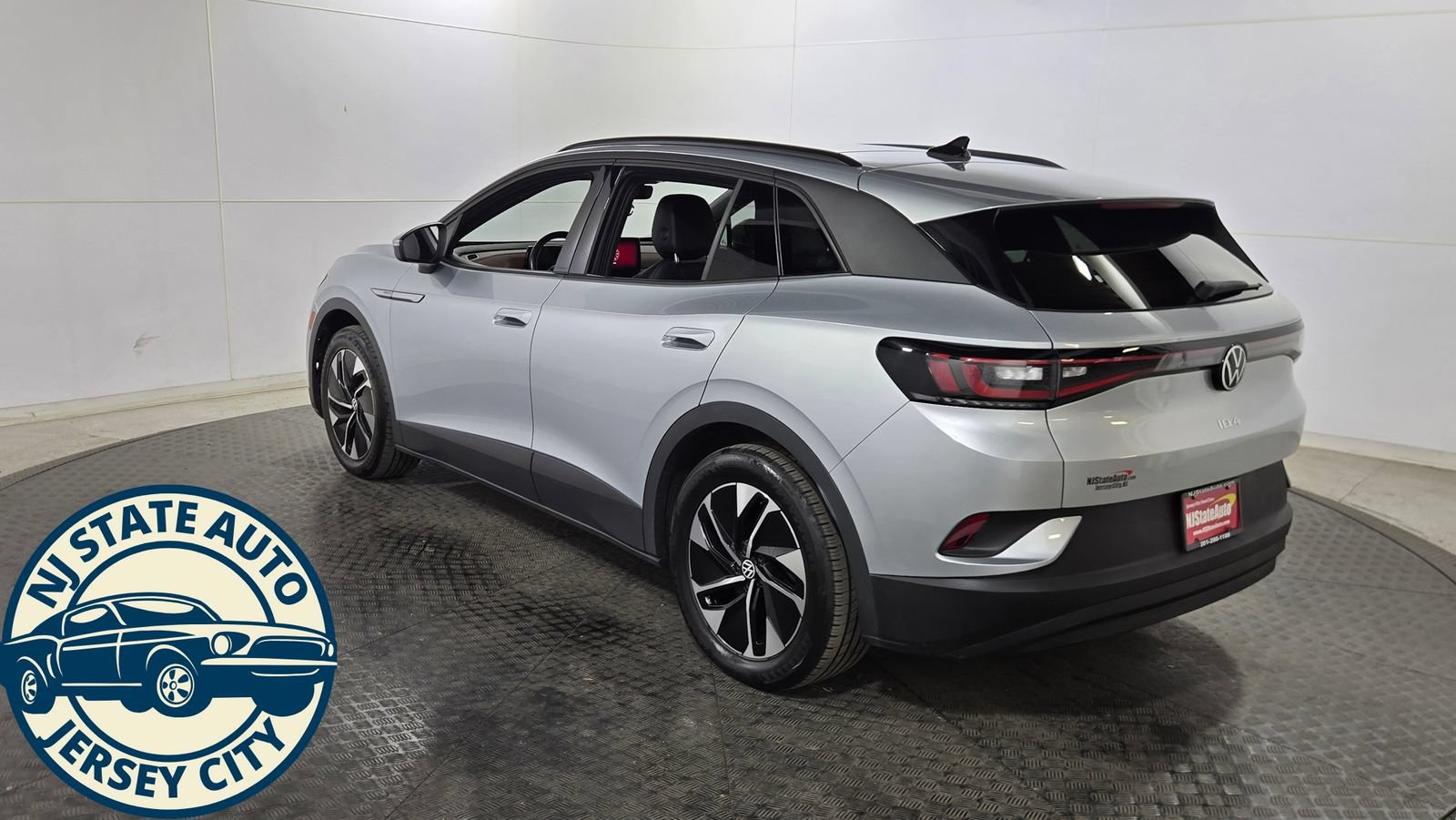Used 2022 Volkswagen ID.4 Pro S RWD image 5