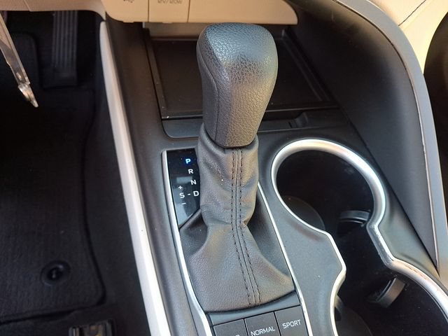 Used 2024 Toyota Camry LE FWD image 14
