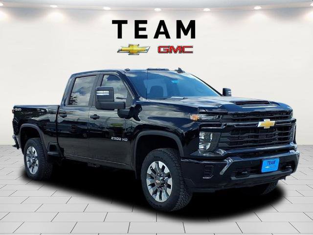 New 2026 Chevrolet Silverado 2500 Custom w/ Custom Value Package