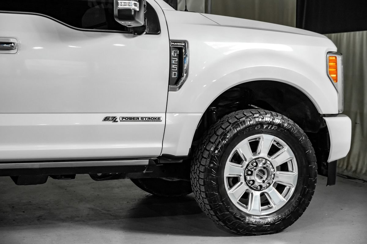 Used 2019 Ford F250 Platinum w/ Platinum Ultimate Package AWD/4WD image 7