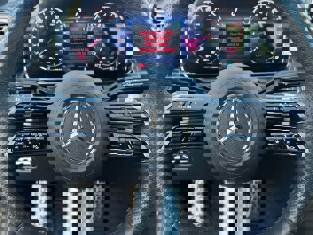 Used 2024 Mercedes-Benz C 300 4MATIC Sedan image 24