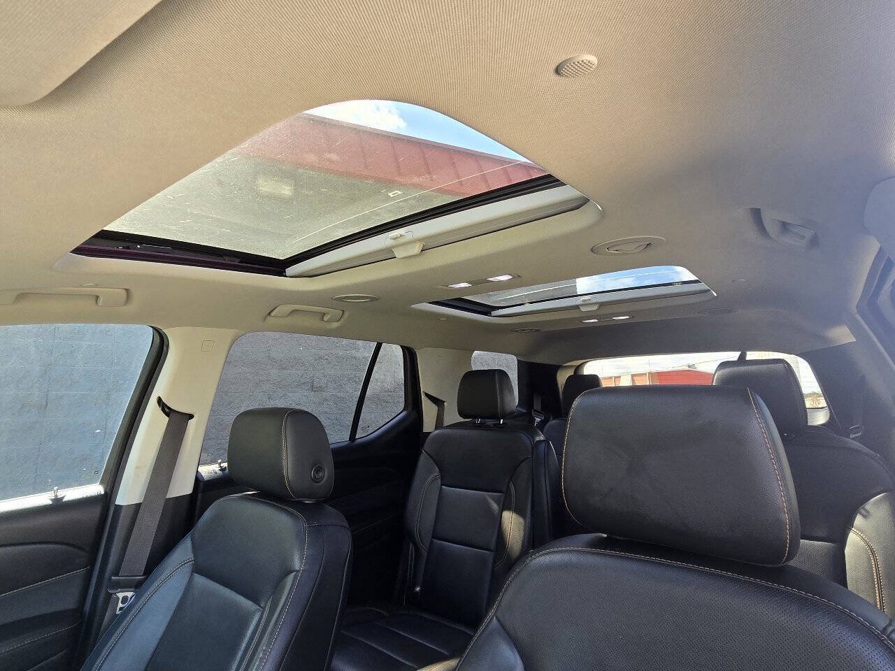 Used 2019 Chevrolet Traverse Premier w/ Redline Edition FWD image 12