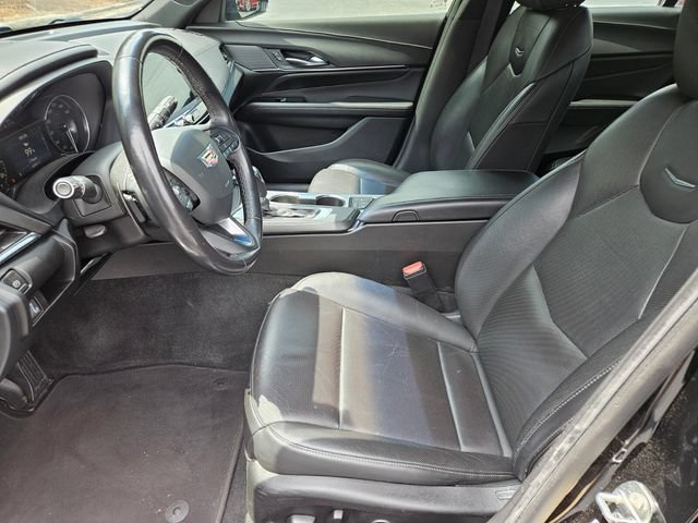 Used 2021 Cadillac CT4 Premium Luxury RWD image 7