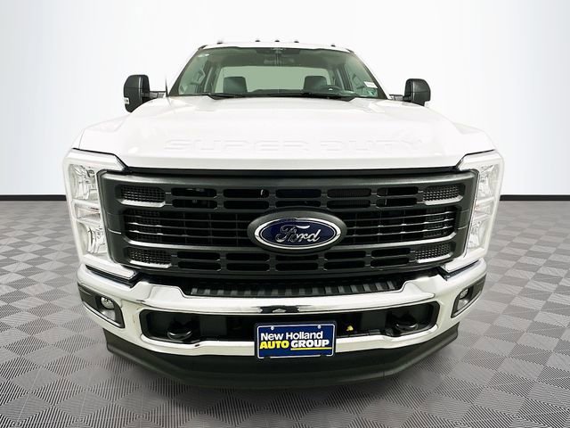 New 2026 Ford F250 XL w/ XL Chrome Package image 2