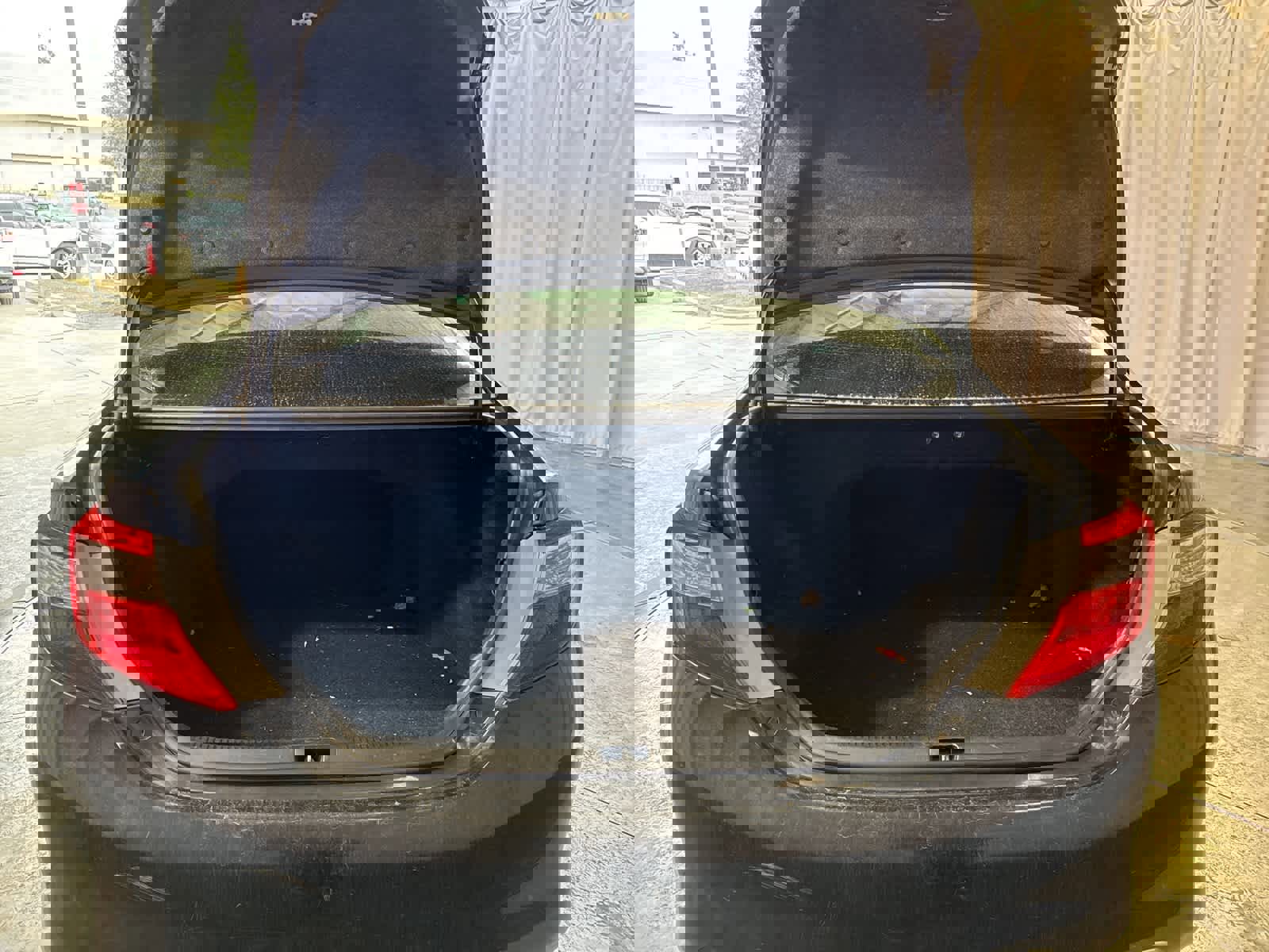 Used 2014 Toyota Camry SE image 10