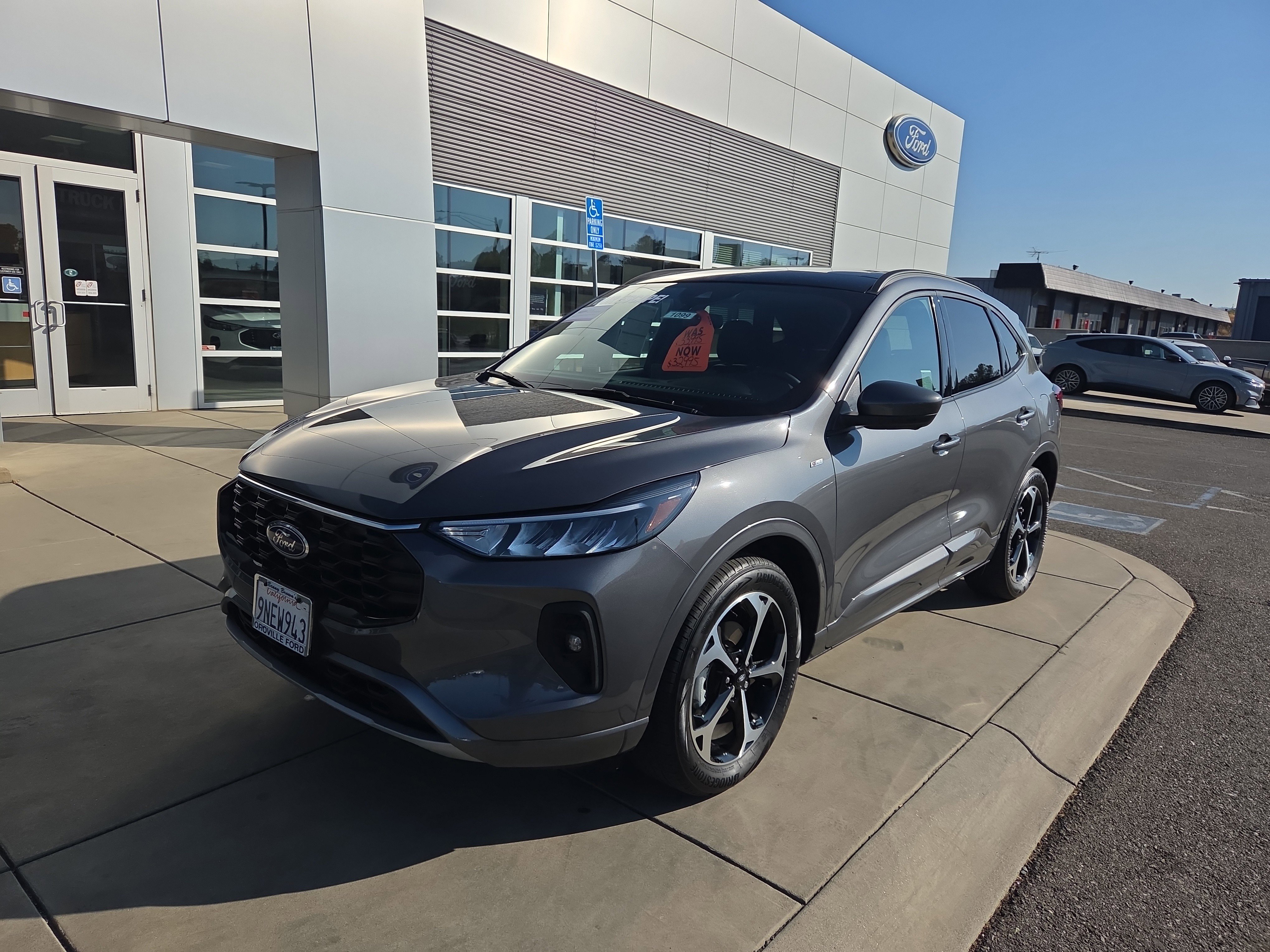 Used 2023 Ford Escape ST-Line Select w/ Tech Pack #2