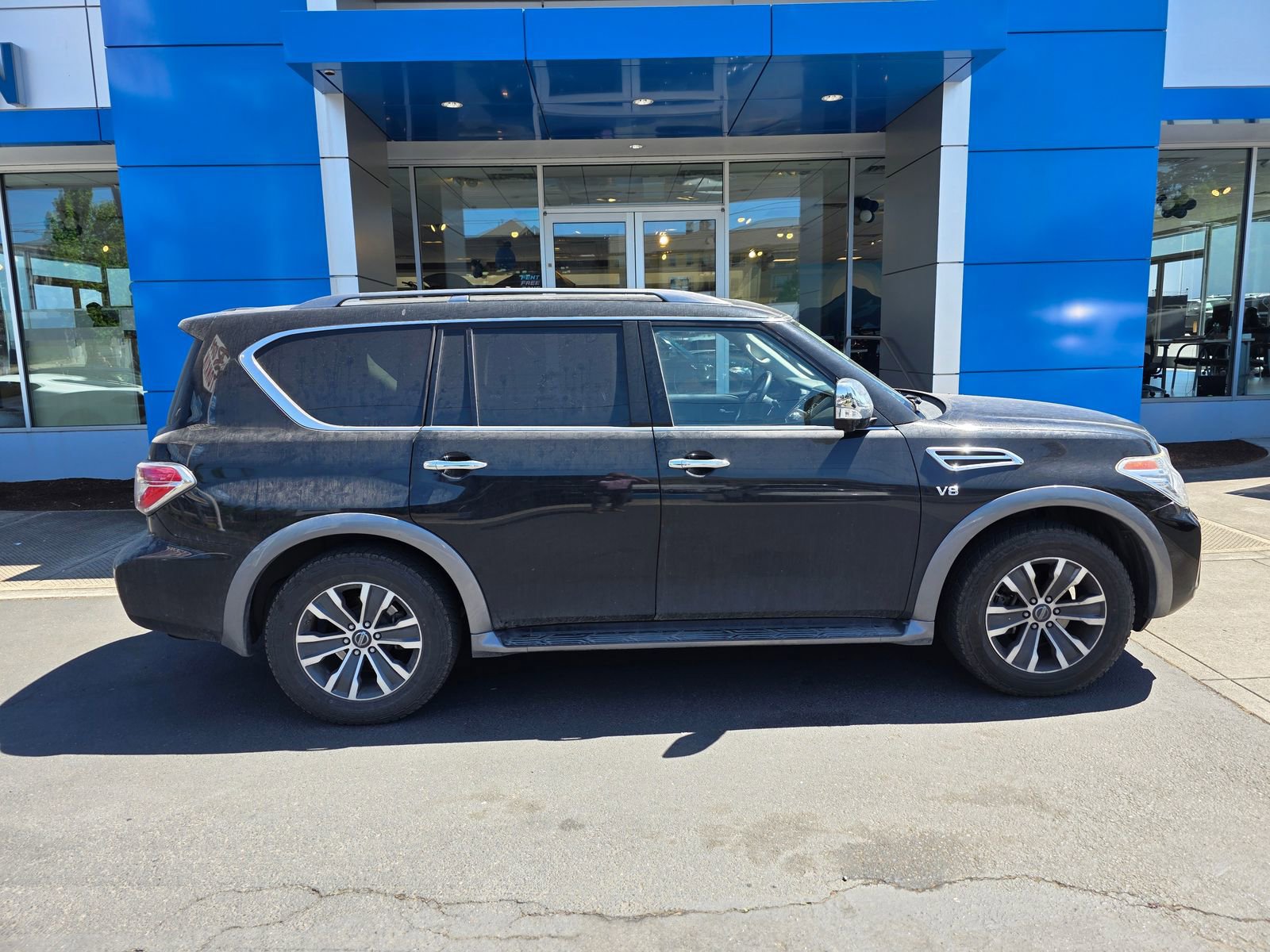 Used 2020 Nissan Armada SL w/ Premium Package AWD/4WD image 4