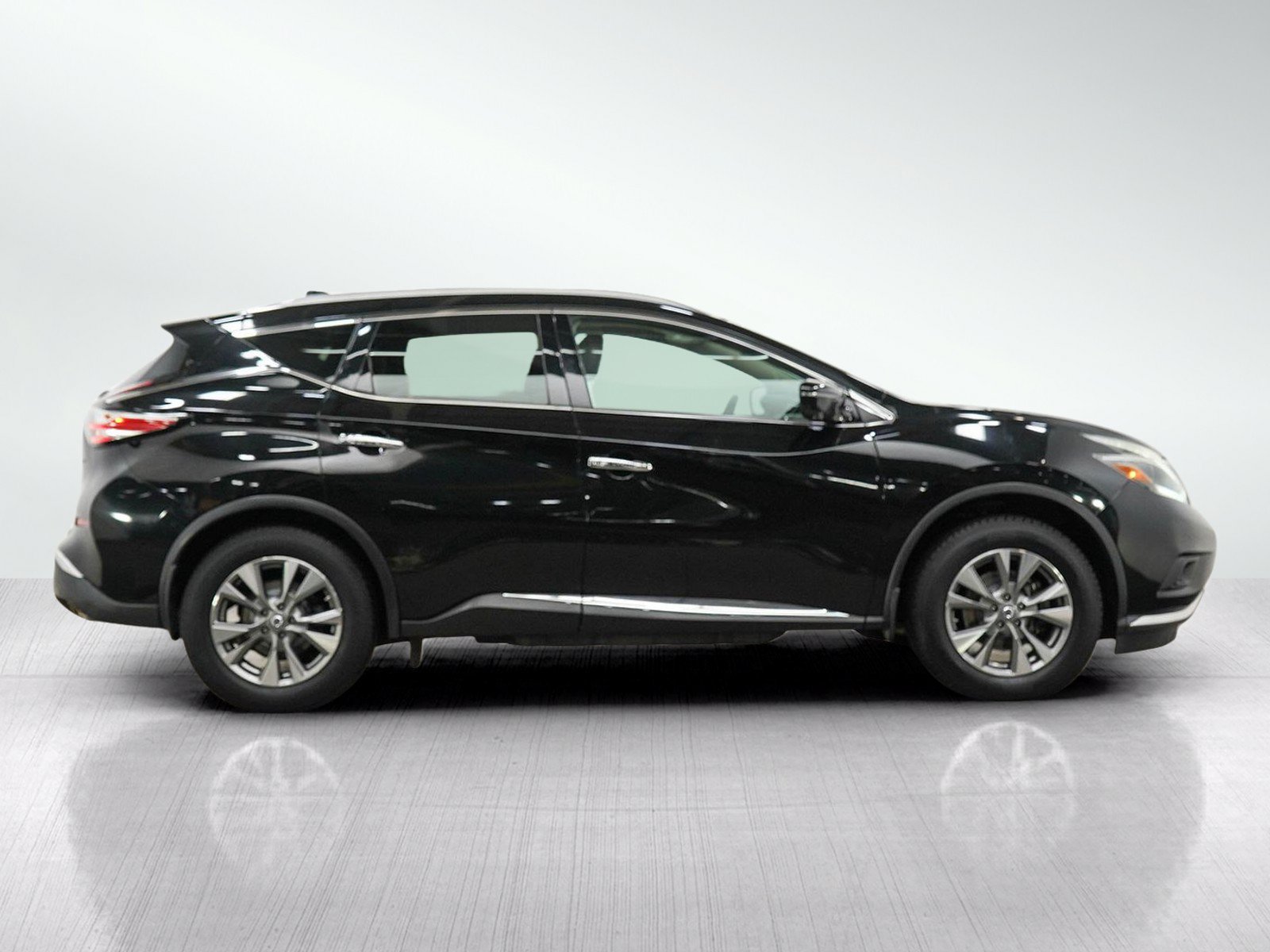Used 2018 Nissan Murano SL w/ Moonroof Package AWD/4WD image 6