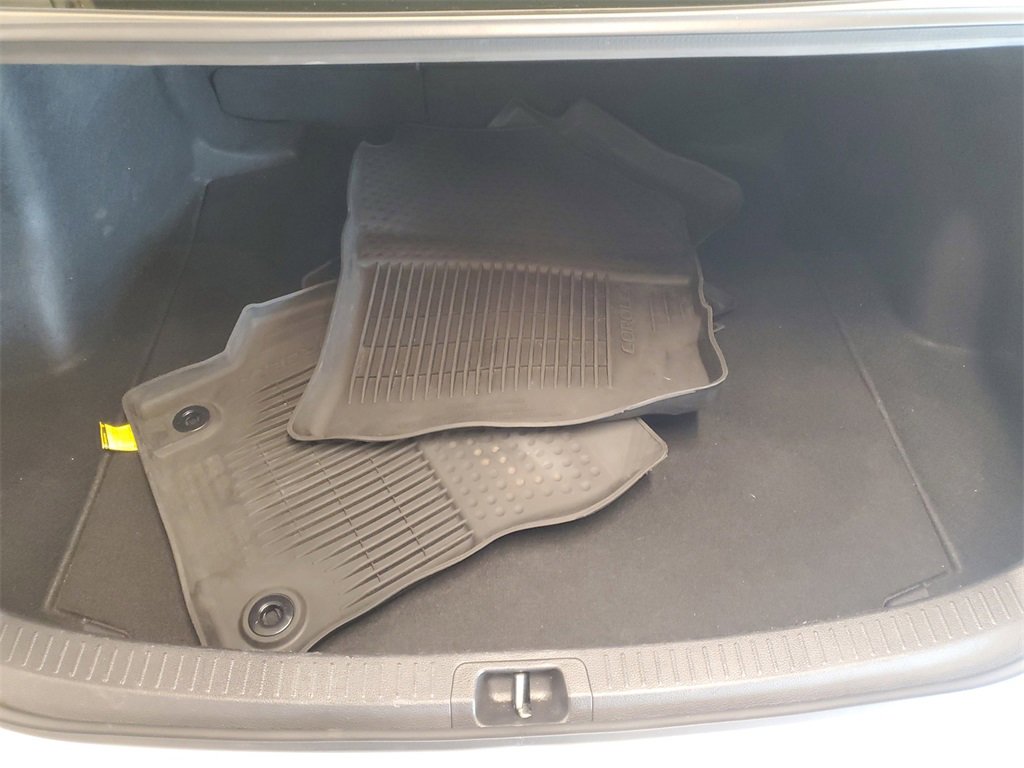 Certified 2025 Toyota Corolla SE image 8