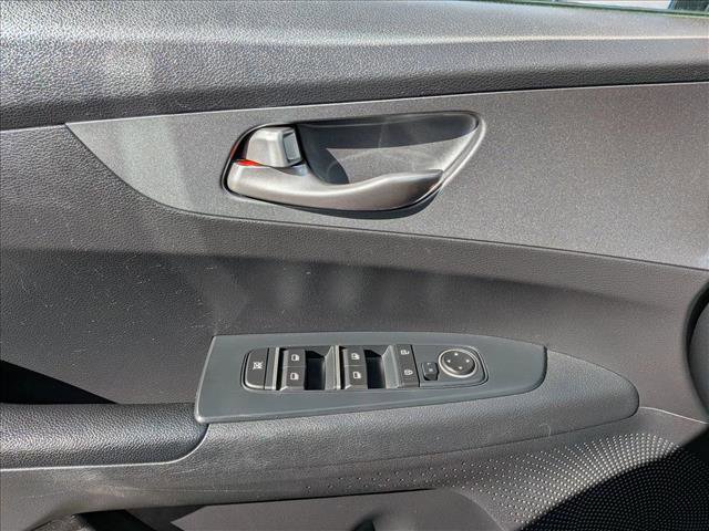 Used 2021 Kia Forte LXS image 15
