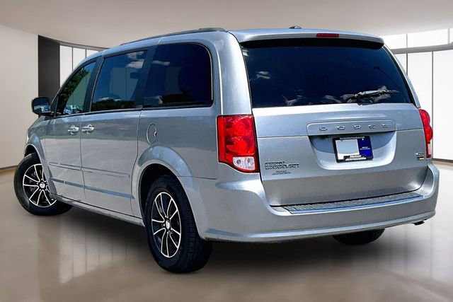 Used 2017 Dodge Grand Caravan GT FWD image 4