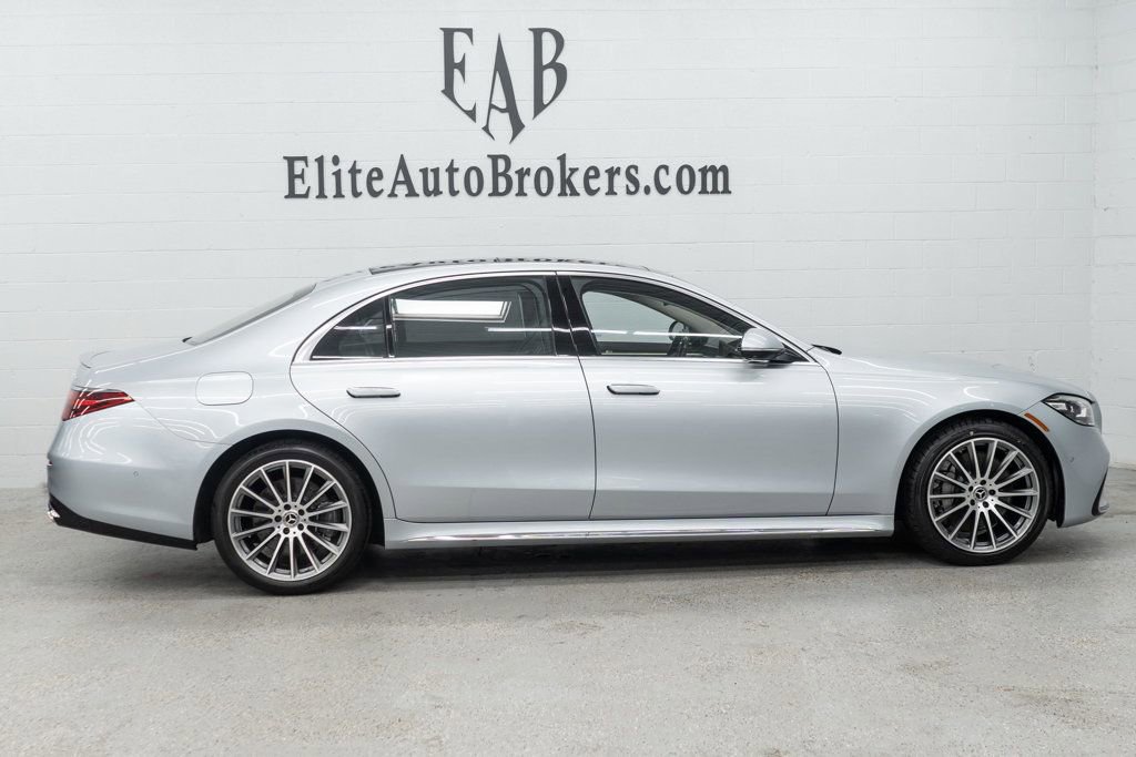 Used 2023 Mercedes-Benz S 580 4MATIC Sedan w/ AMG Line image 5