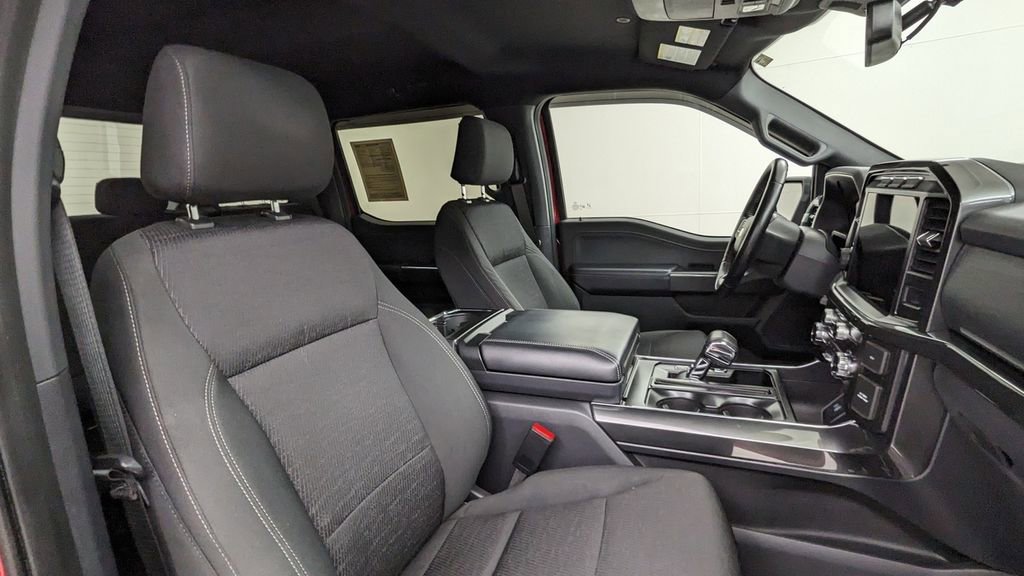 Certified 2022 Ford F150 XLT w/ Equipment Group 302A High image 38