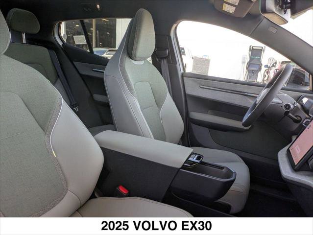 Used 2025 Volvo EX30 Ultra w/ Climate Package image 13