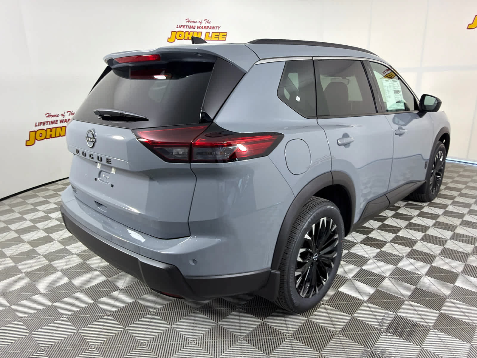 New 2026 Nissan Rogue Dark Armor FWD image 6
