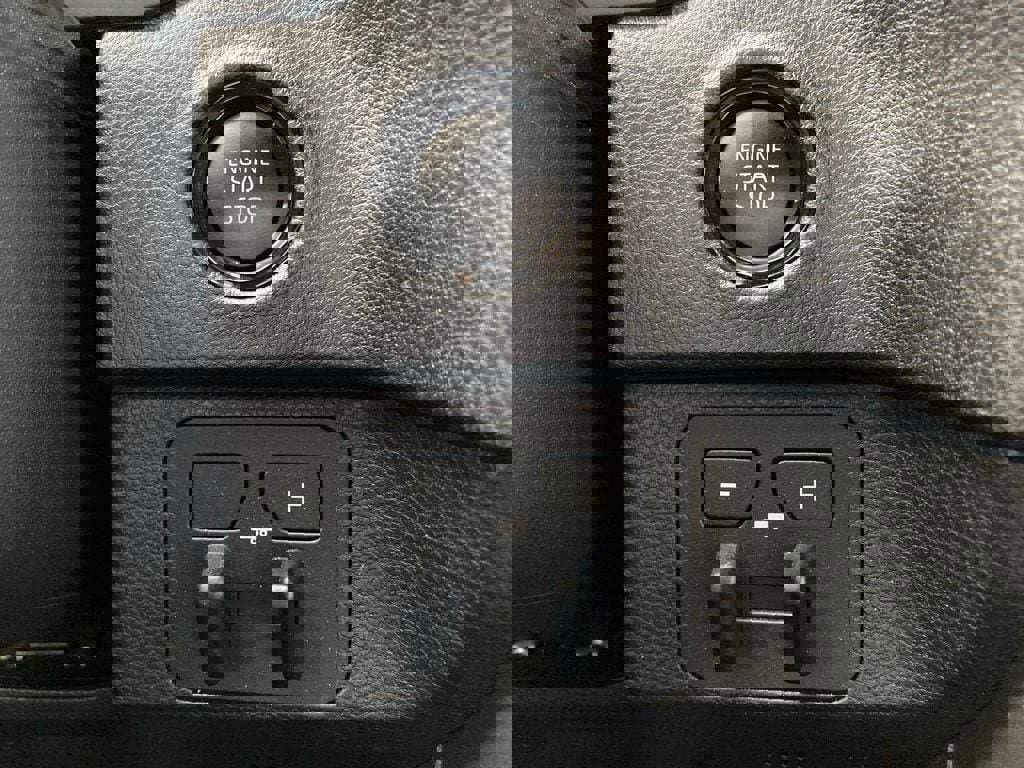 Used 2025 Toyota Tundra SR5 image 18