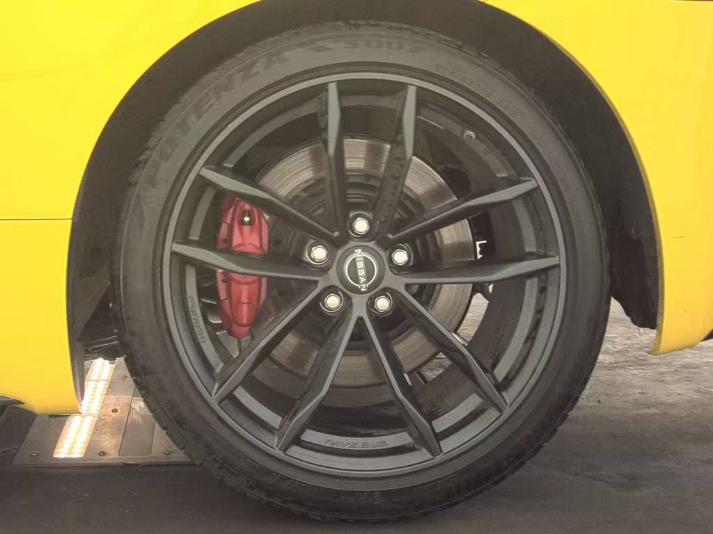 Used 2024 Nissan Z Performance w/ Floor Mat Package RWD image 22