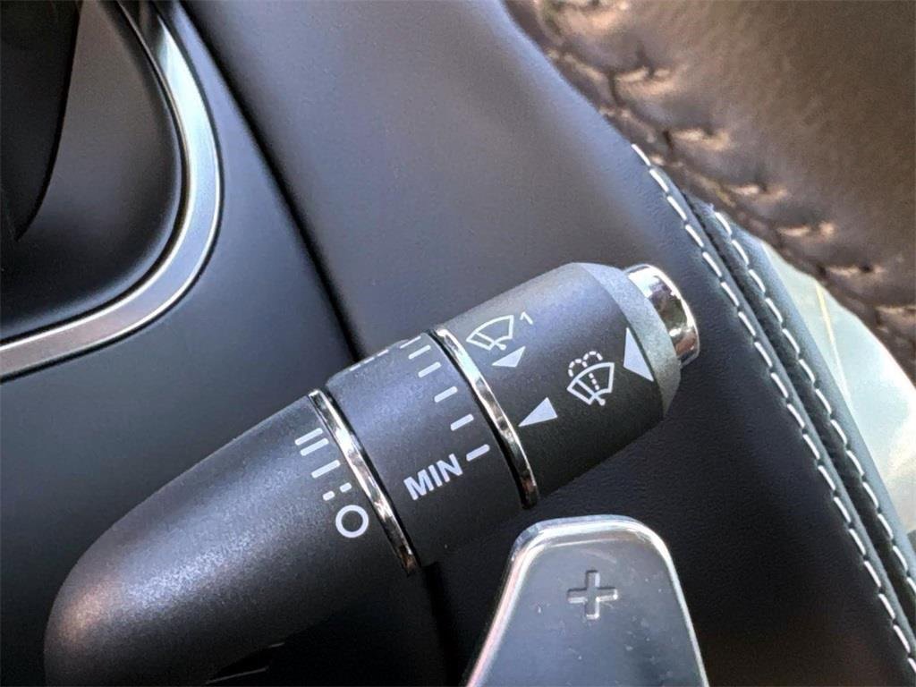 Used 2023 Jaguar F-TYPE R-Dynamic image 24