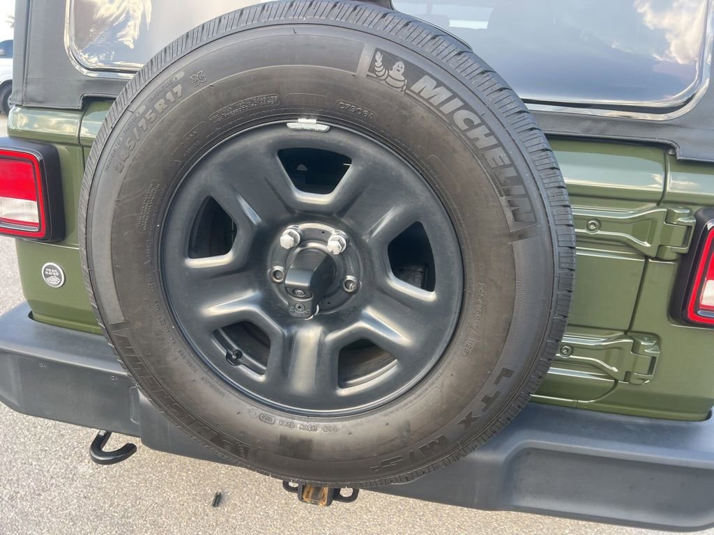 Used 2020 Jeep Wrangler Sport image 41