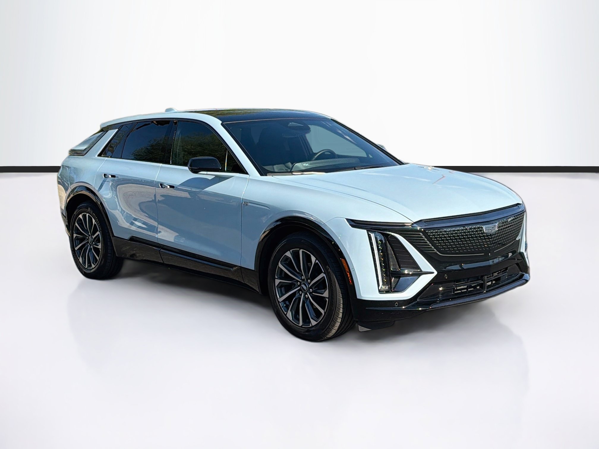 Certified 2024 Cadillac Lyriq Sport RWD image 3