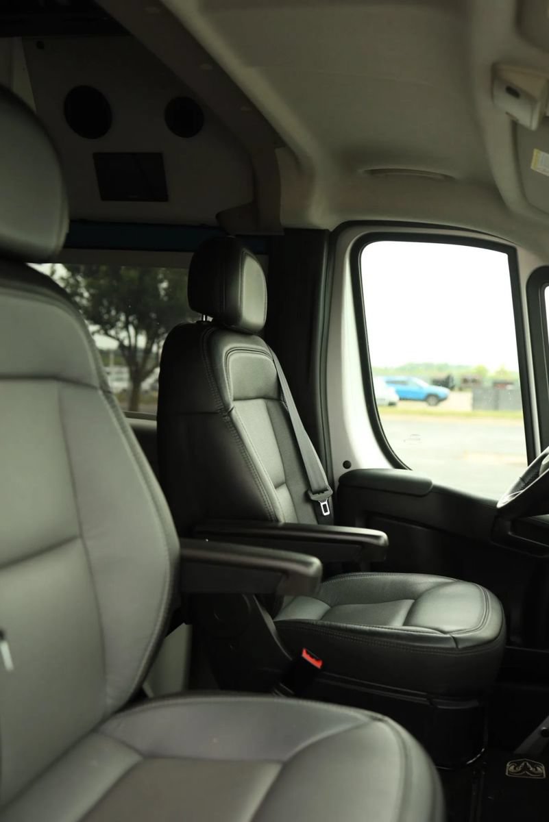 Used 2024 RAM ProMaster 3500 w/ Leather Interior Group FWD image 72