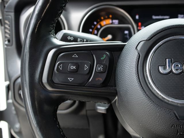 Used 2021 Jeep Gladiator Willys image 17