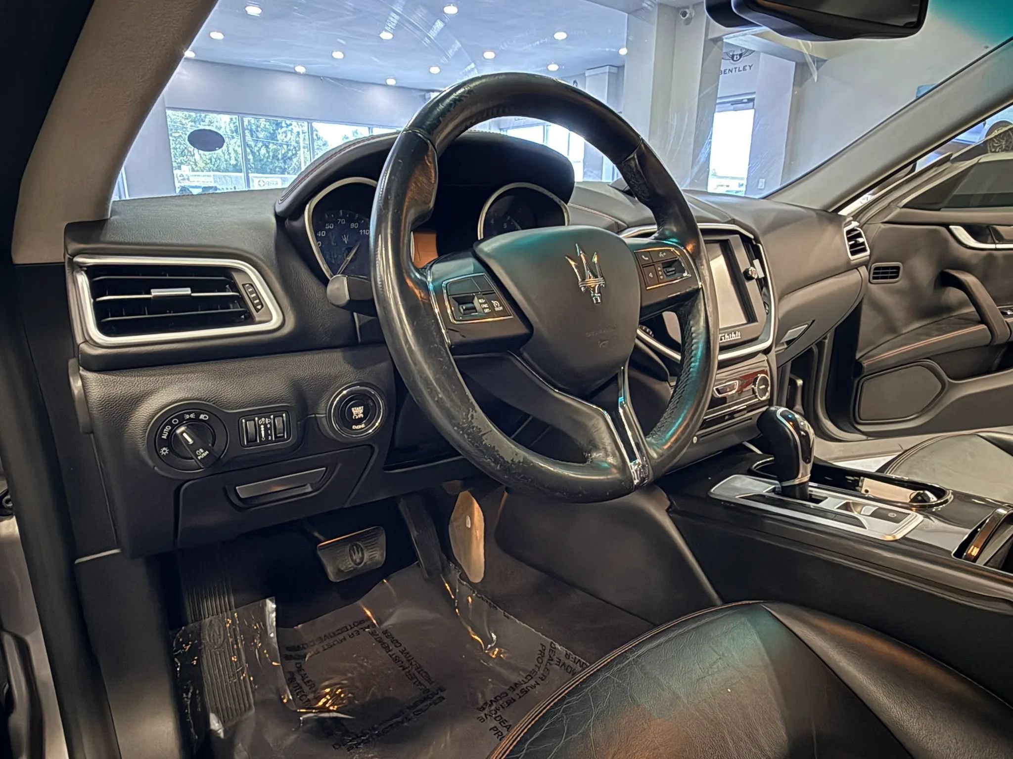 Used 2016 Maserati Ghibli RWD image 9