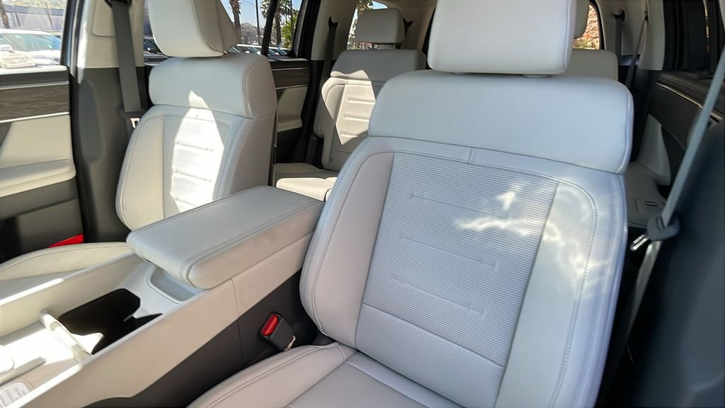 New 2026 Hyundai Santa Fe Calligraphy image 15